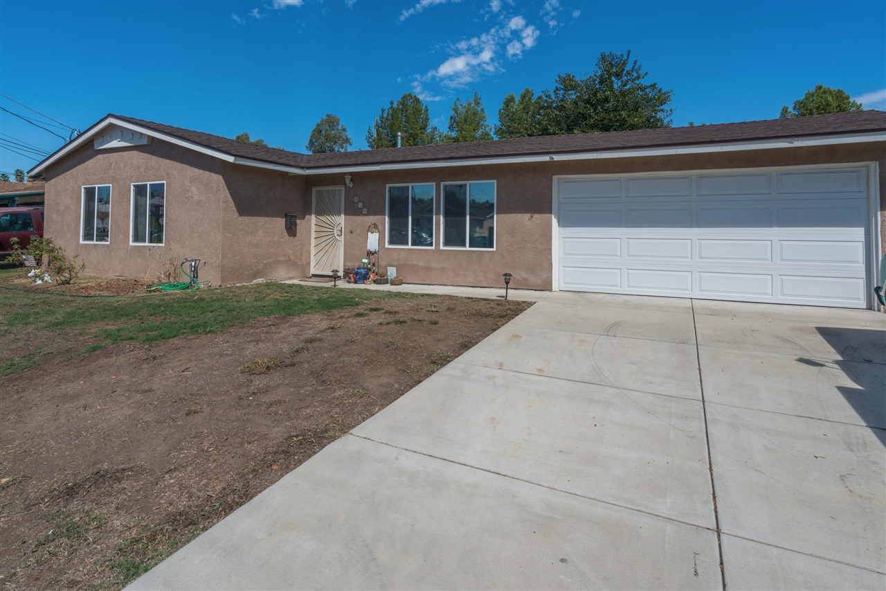 935 Broadview Street Spring Valley, CA 91977 - Photo 1 of 16 Gallery Image 1