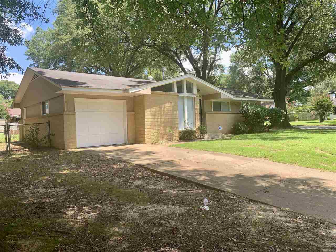 1502 Whiteplains Road Memphis, TN 38116 - Photo 6 of 18
