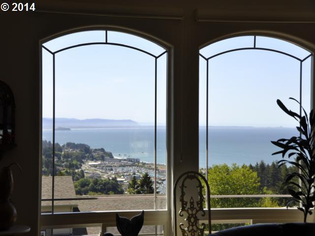 805 Riviera Court Brookings, OR 97415 - Photo 3 of 16 Gallery Image 3