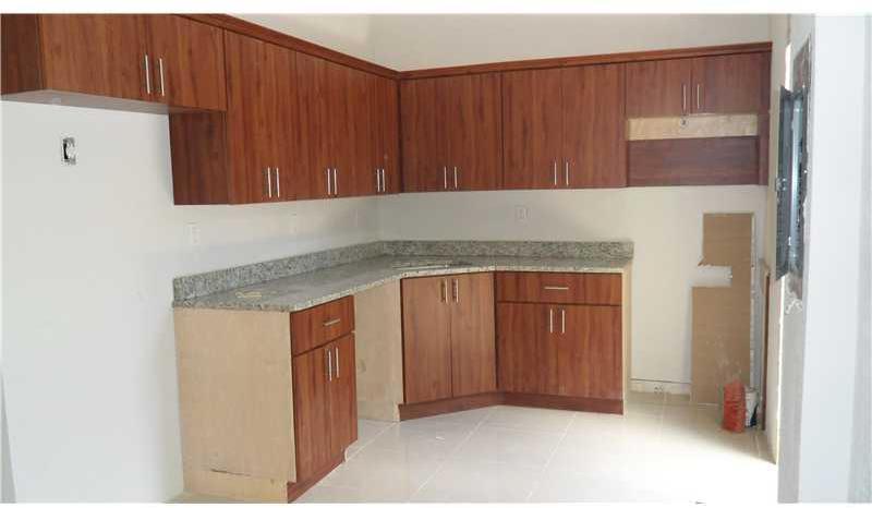 335 Northwest 109th Street Miami, FL 33168 - Photo 4 of 11