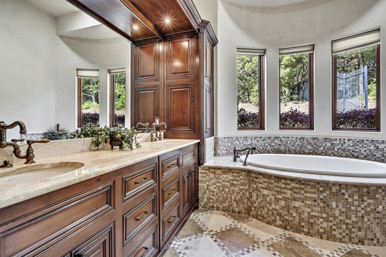 7915 Escala Drive Austin, TX 78735 - Photo 24 of 52