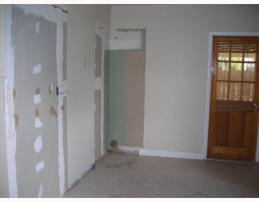 9601 Holiday Road Cutler Bay, FL 33157 - Photo 3 of 6