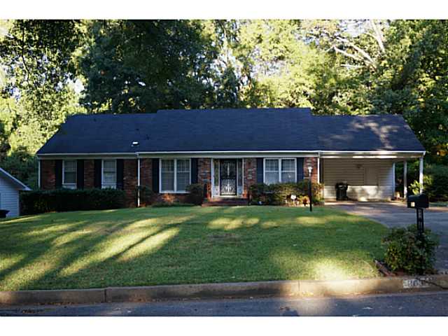 3031 Bannockburn Road Memphis, TN 38128 - Photo 2 of 25