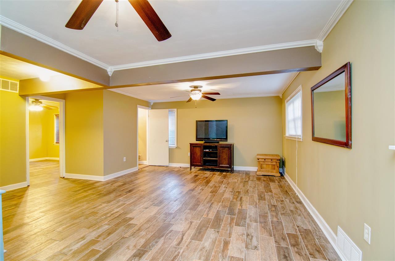 118 North Mendenhall Road Memphis, TN 38117 - Photo 21 of 25 Gallery Image 21