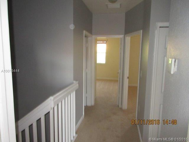 3152 Southwest 153rd Path Miami, FL 33185 - Photo 9 of 19 Gallery Image 9