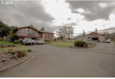326 Tipton Road Roseburg, OR 97471 - Photo 13 of 25 Gallery Image 13