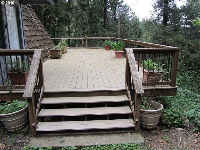 26305 Southwest Neill Road Newberg, OR 97132 - Photo 14 of 18 Gallery Image 14