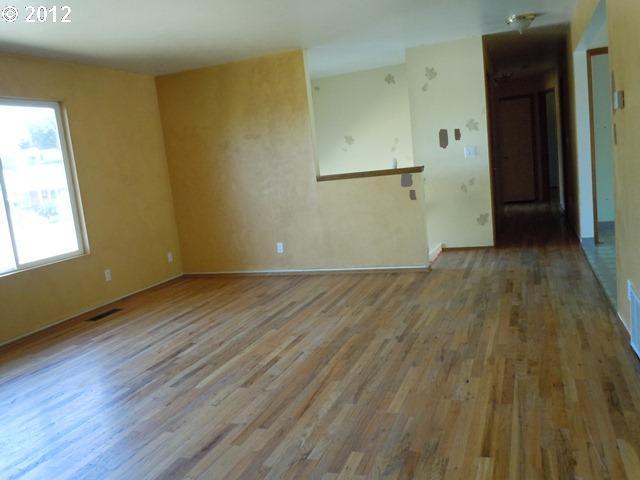 3320 Southwest Jay Avenue Pendleton, OR 97801 - Photo 7 of 16