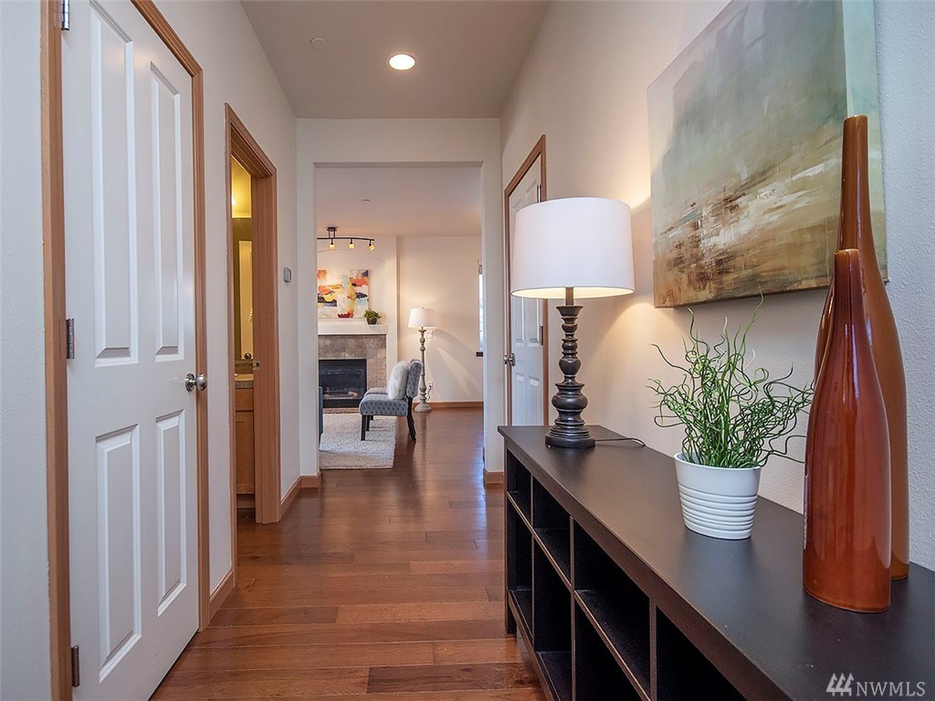 8323 227th Street Southwest Edmonds, WA 98026 - Photo 3 of 19 Gallery Image 3