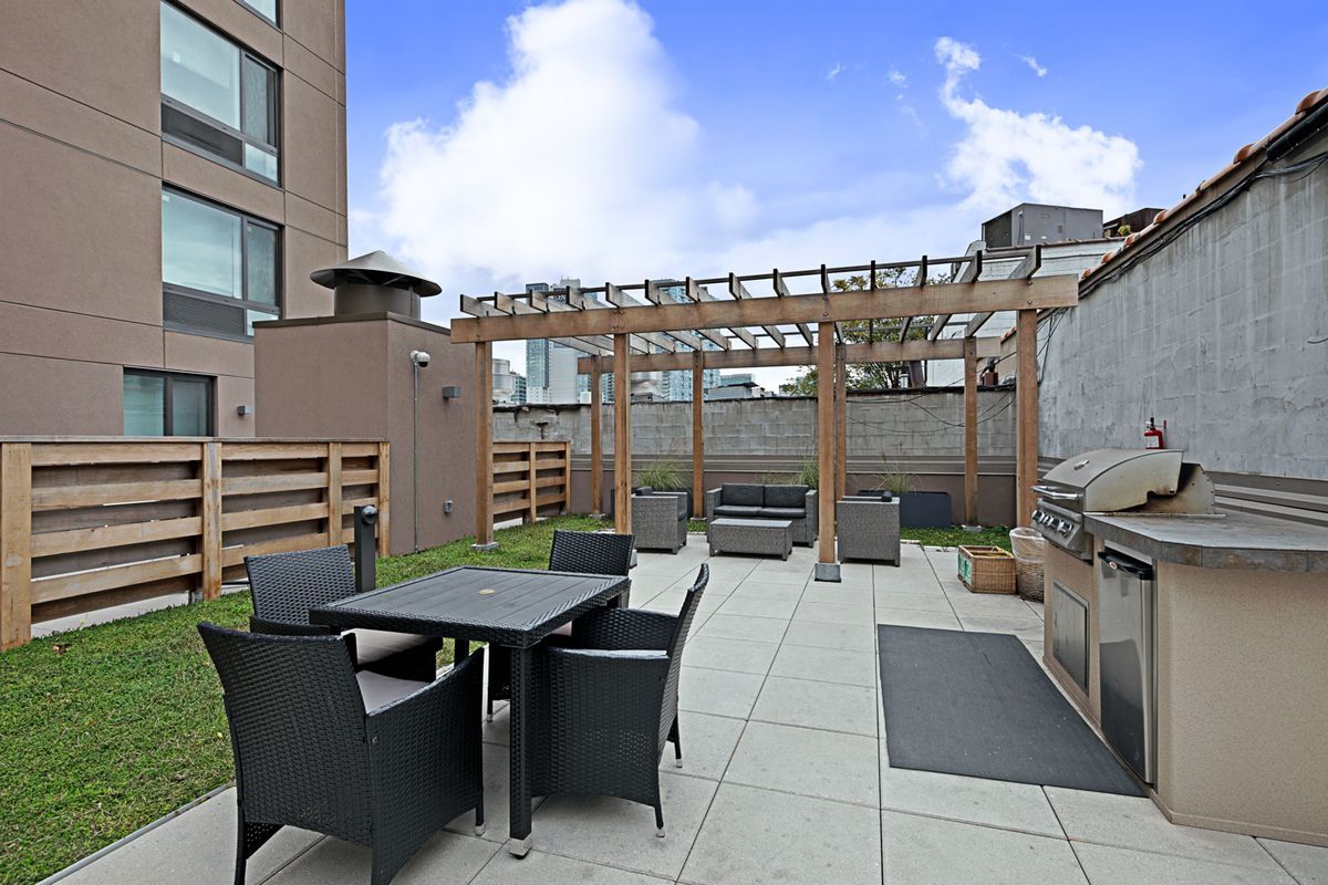 44-72 11th Street, Unit B703 Queens, NY 11101 - Photo 7 of 13