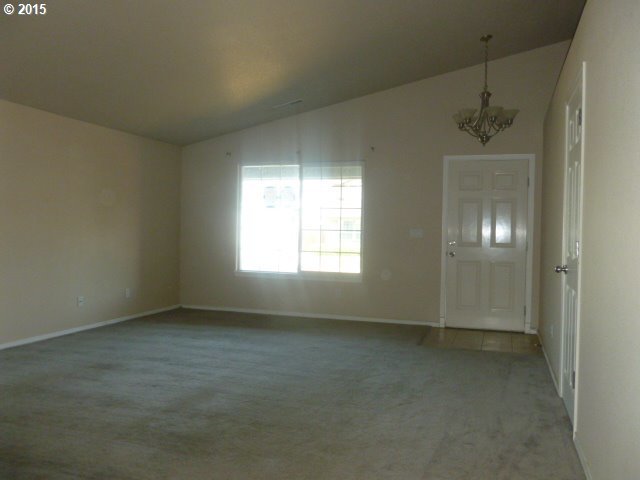 12000 Rees Street Northeast Donald, OR 97020 - Photo 2 of 12 Gallery Image 2