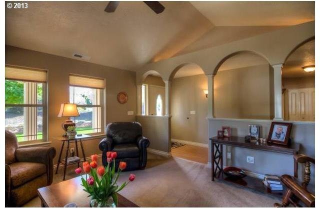 755 Boone Road Southeast Salem, OR 97302 - Photo 15 of 16 Gallery Image 15