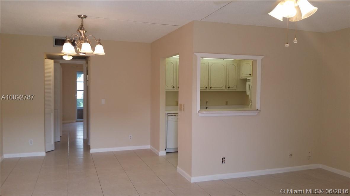 86 Fanshaw C, Unit 860 Boca Raton, FL 33434 - Photo 6 of 8