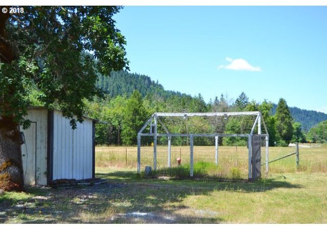 9026 South Myrtle Road Myrtle Creek, OR 97457 - Photo 14 of 22 Gallery Image 14