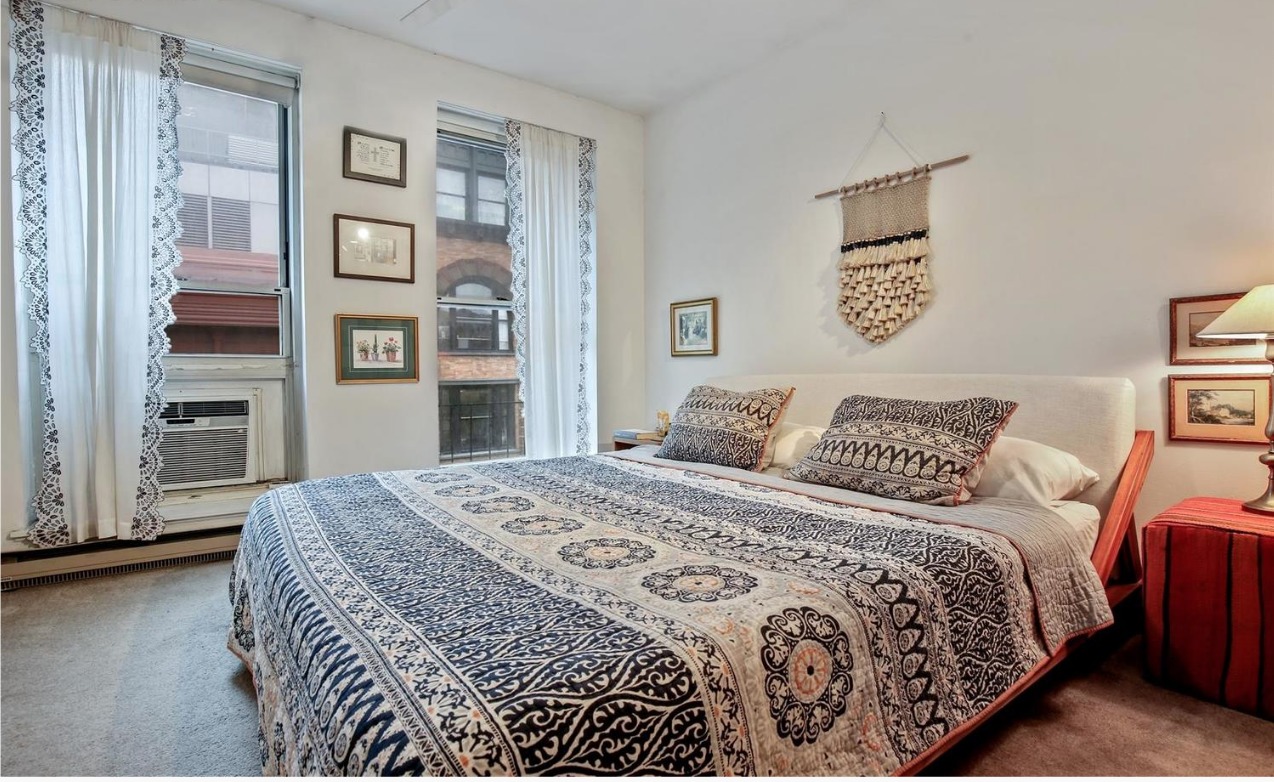 23 Waverly Place, Unit 6M Manhattan, NY 10003 - Photo 5 of 16