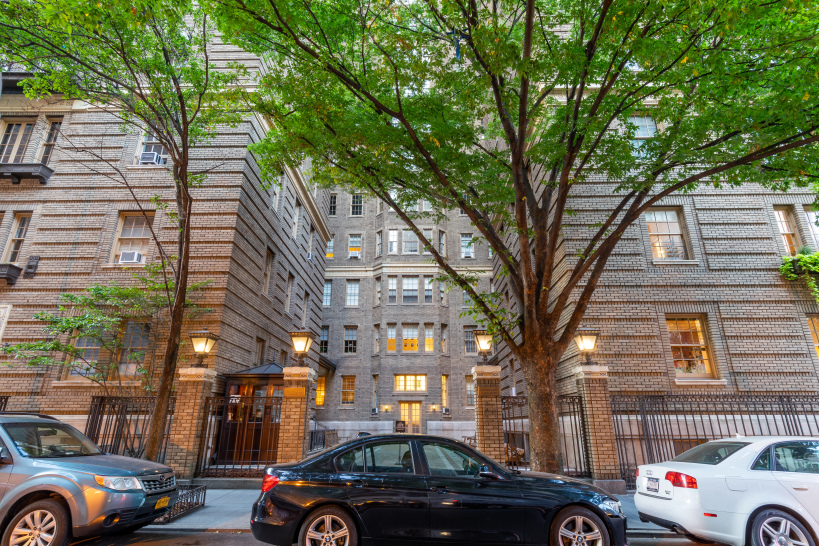 Harperley Hall 41 Central Park West, Manhattan, NY 10023 - Photo 3 of 7