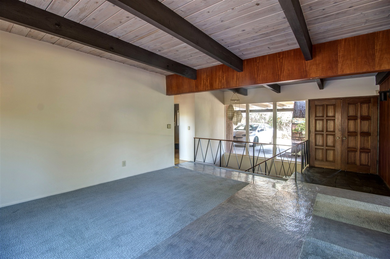 437 Pine Needles Drive Del Mar, CA 92014 - Photo 12 of 25