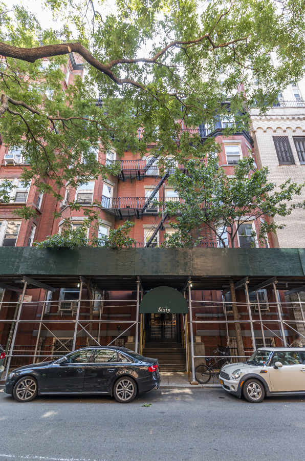 60 Pineapple St, Brooklyn, NY 11201 - Photo 2 of 5