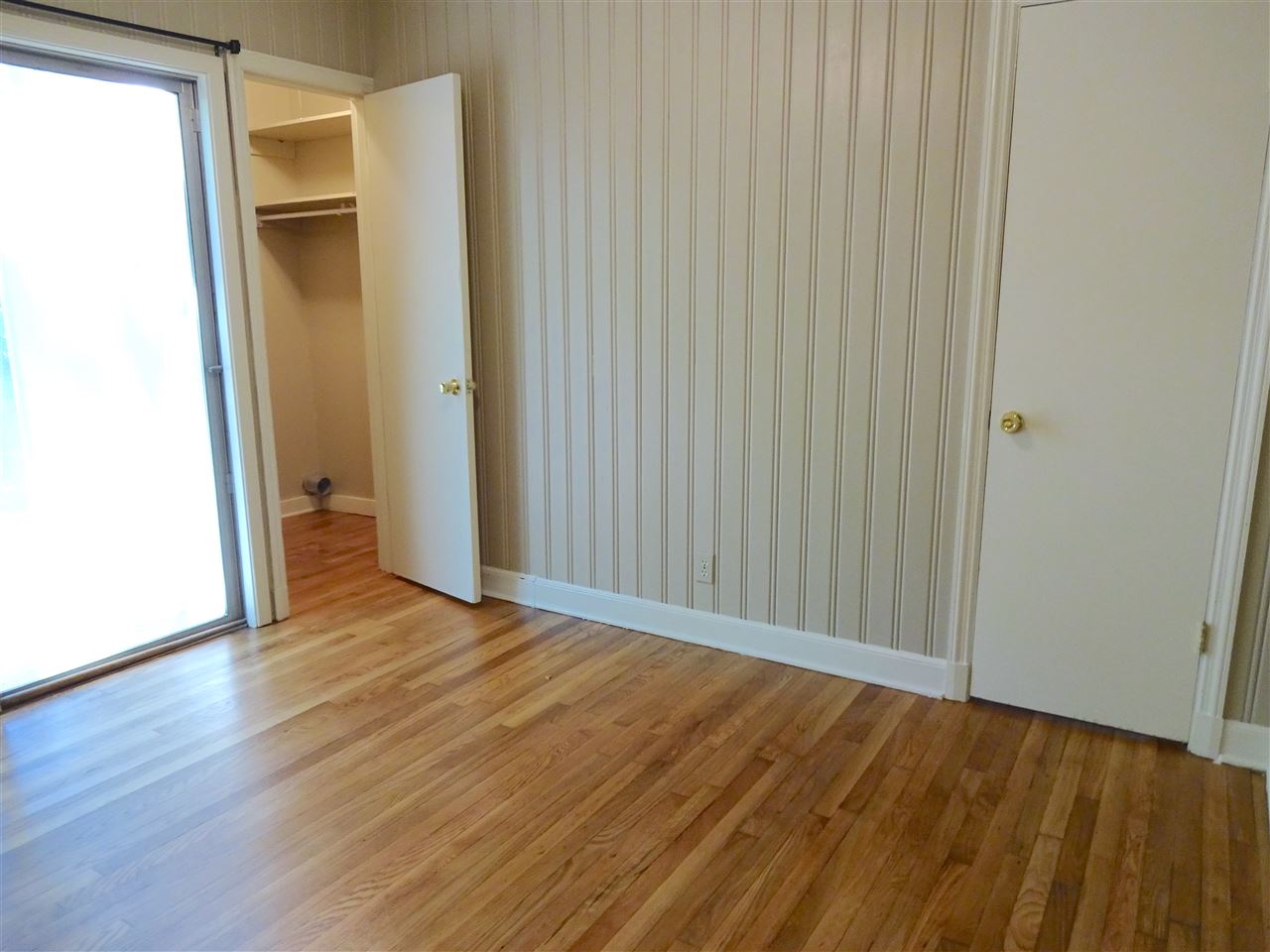 1021 Colonial Road Memphis, TN 38117 - Photo 16 of 21