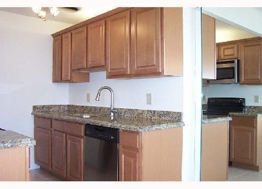 4030 Exeter, Unit 4030 Boca Raton, FL 33434 - Photo 2 of 9