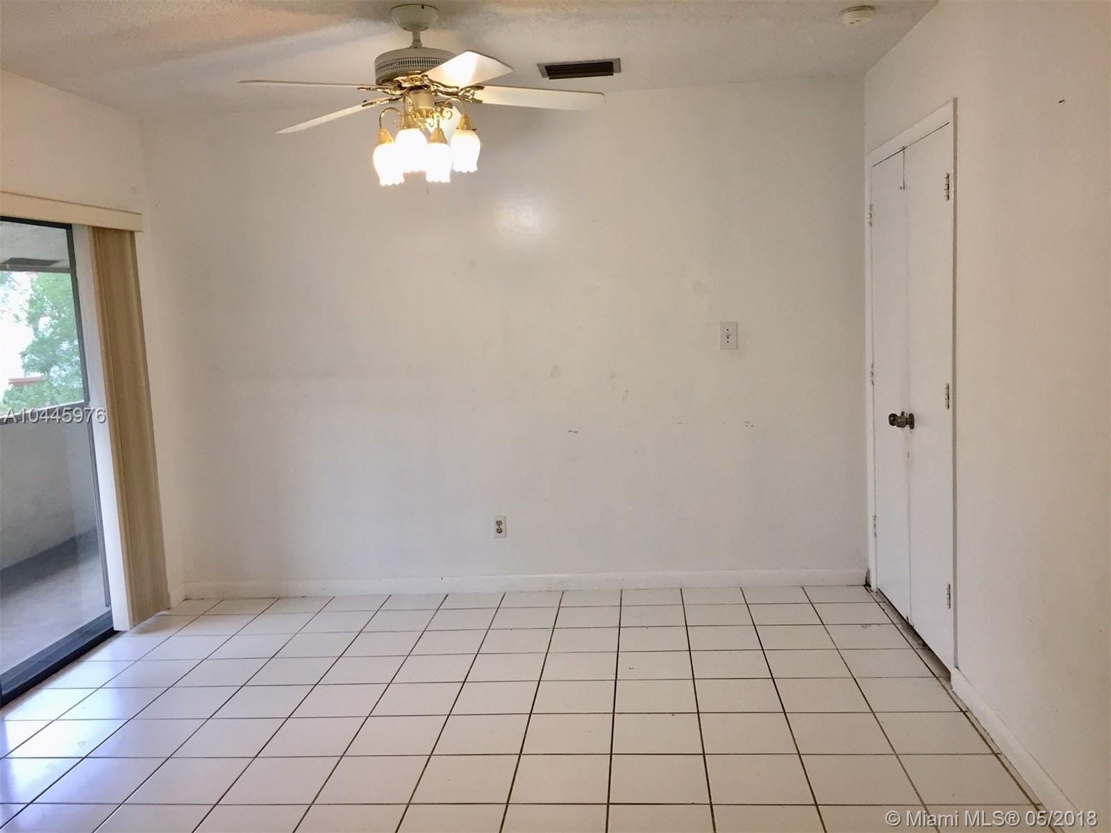 11530 Southwest 109th Road, Unit 31X Miami, FL 33176 - Photo 12 of 21 Gallery Image 12