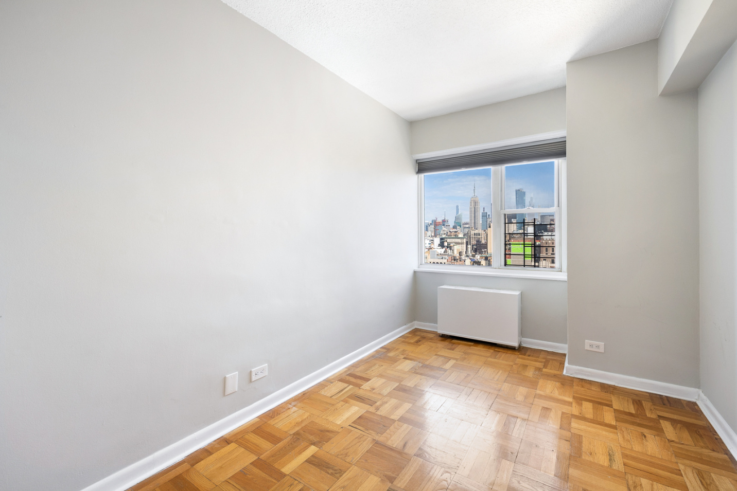 60 East 8th Street, Unit 22F Manhattan, NY 10003 - Photo 6 of 13