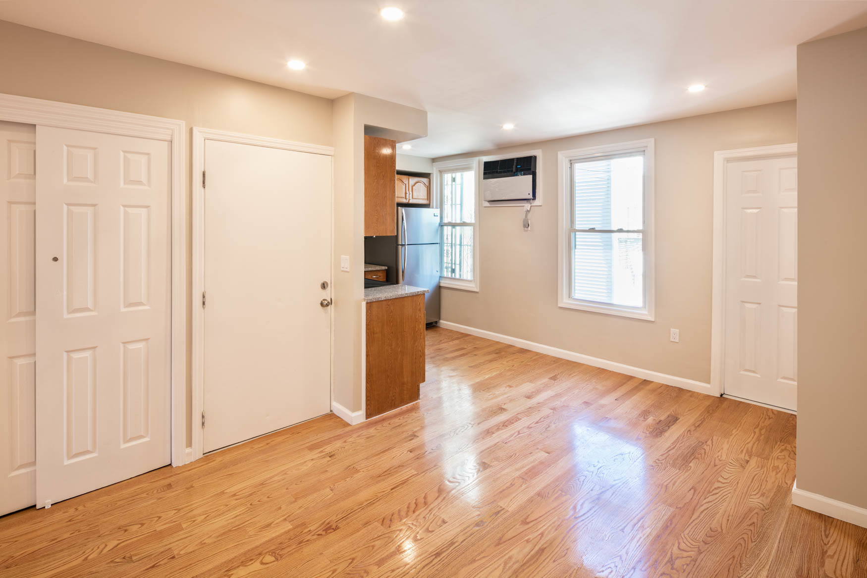358 Leonard Street Brooklyn, NY 11211 - Photo 7 of 11