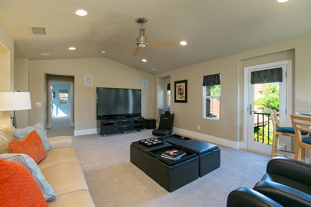 7004 Corintia Street Carlsbad, CA 92009 - Photo 15 of 25