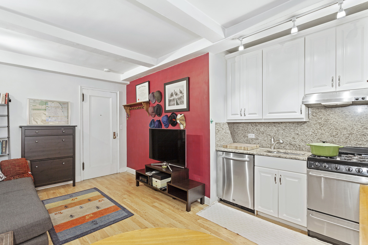 155 East 49th Street, Unit 6D Manhattan, NY 10017 - Photo 2 of 7