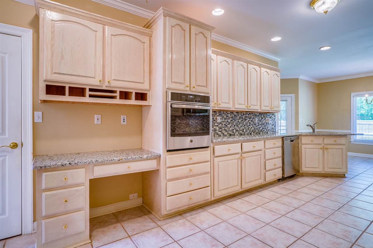 1195 Macon Ridge Drive Collierville, TN 38017 - Photo 8 of 20 Gallery Image 8