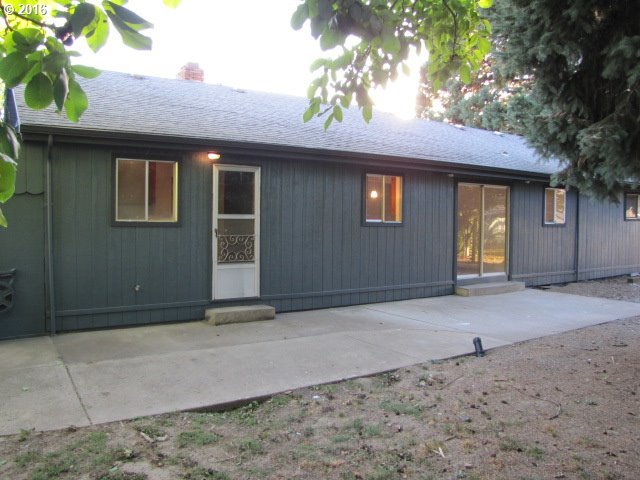 2337 B Street Hubbard, OR 97032 - Photo 6 of 24 Gallery Image 6