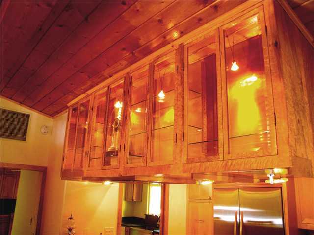 13319 Stone Canyon Road Poway, CA 92064 - Photo 8 of 22 Designer Birdseye Maple Cabinets