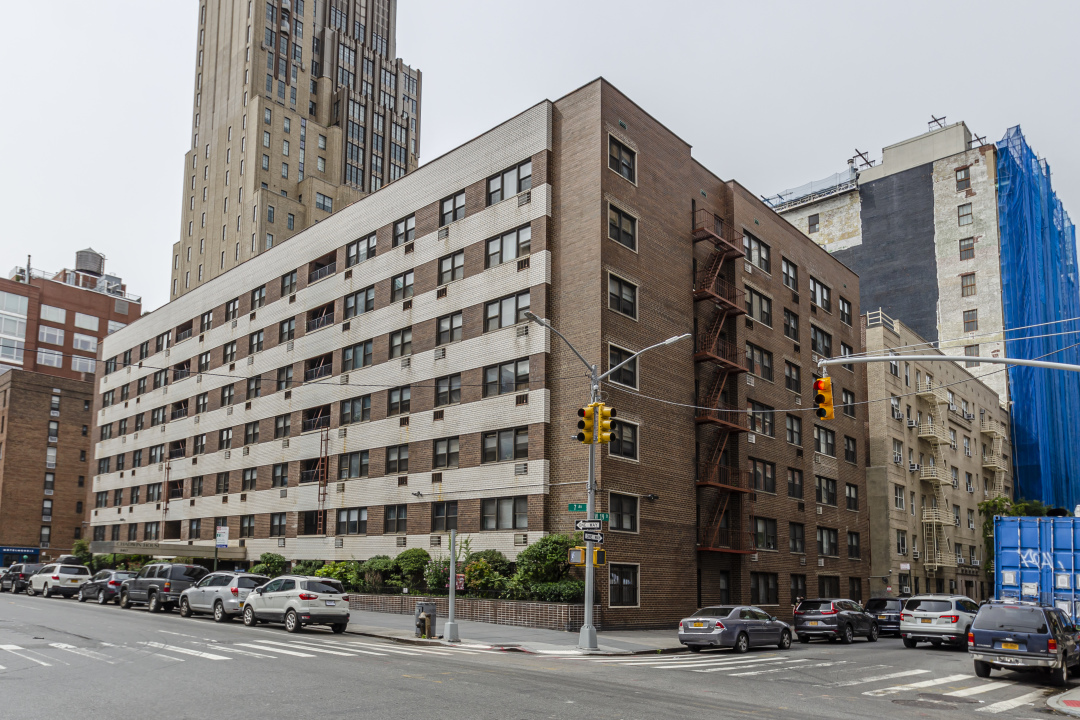 Chadwin House 140 7th Ave, Manhattan, NY 10011 - Photo 2 of 2