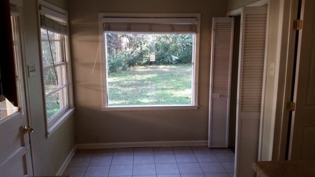 1660 Delmont Road Memphis, TN 38117 - Photo 6 of 20