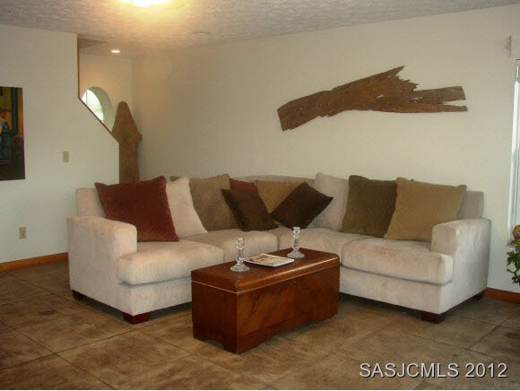 6338 Gomez Road St. Augustine, FL 32080 - Photo 3 of 14 Living Area