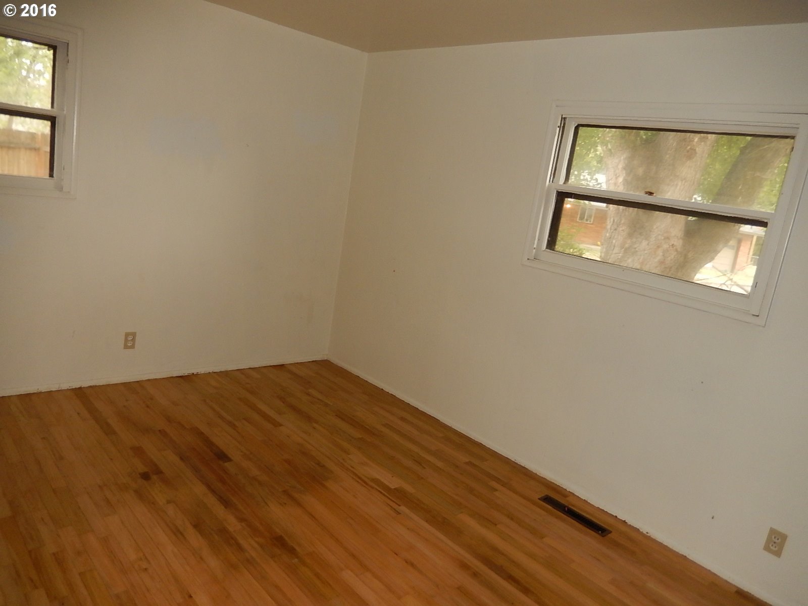4126 Southwest Perkins Court Pendleton, OR 97801 - Photo 25 of 32