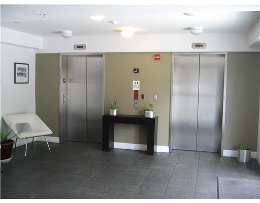 816 Northwest 11th Street, Unit 1006 Miami, FL 33136 - Photo 2 of 8
