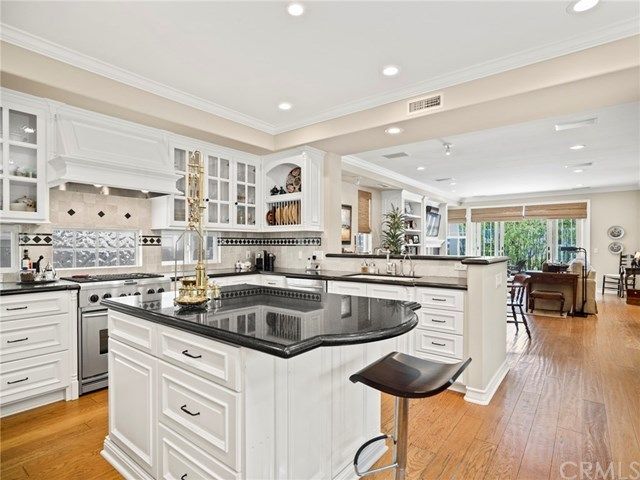 $2,725,000 | 305 Sapphire Avenue, Newport Beach, CA 92662