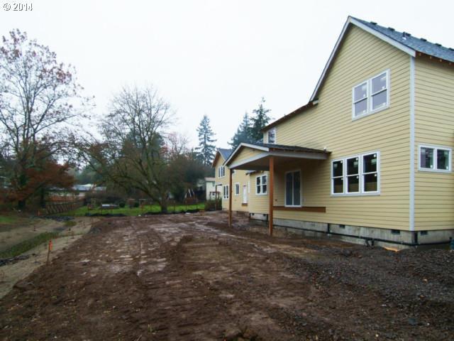 3918 Southwest Freeman Street Portland, OR 97219 - Photo 5 of 5 Gallery Image 5