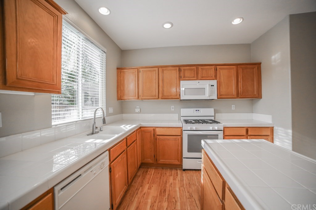 39 Copper Leaf Irvine, CA 92602 - Photo 13 of 49