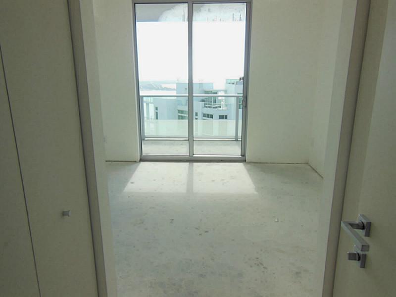 1300 Brickell Bay Drive, Unit 3003 Miami, FL 33131 - Photo 8 of 24