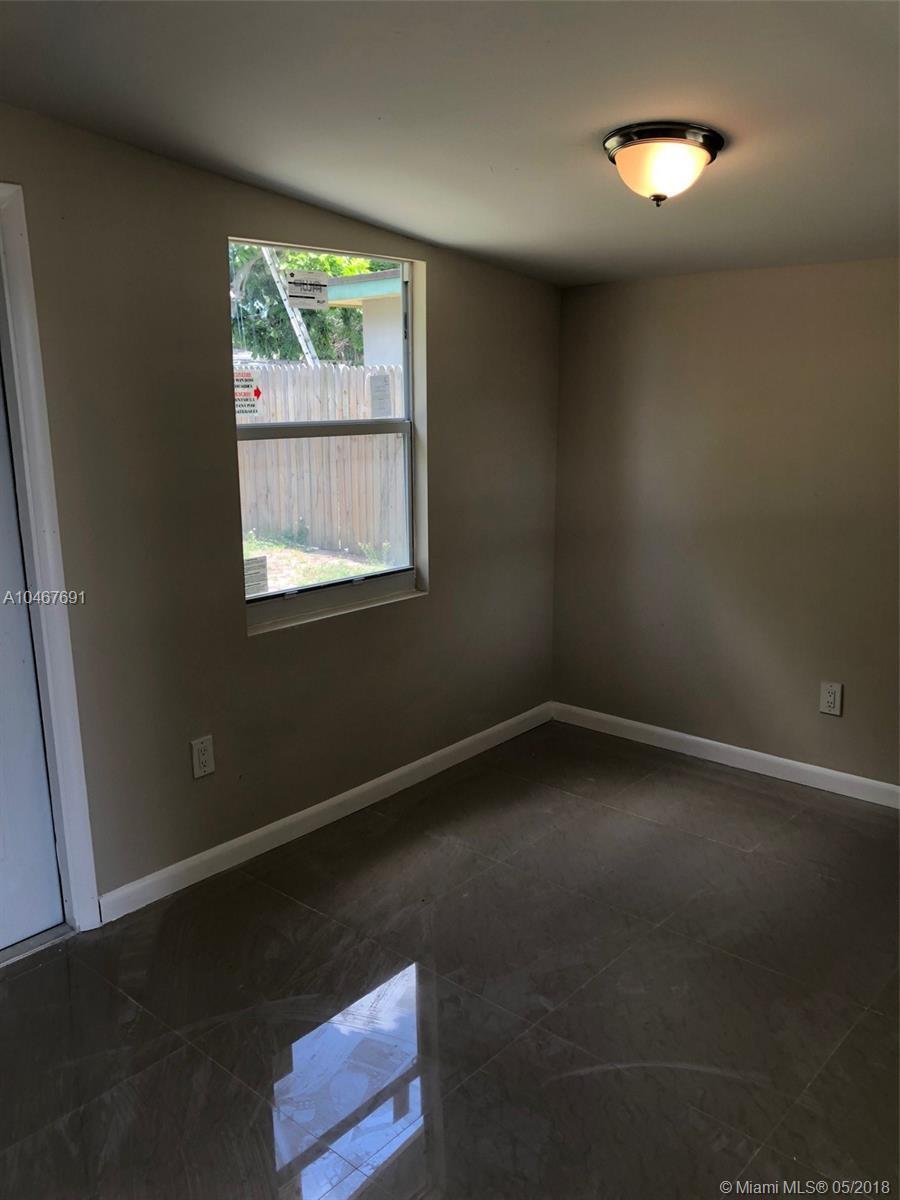 3621 Southwest 47th Avenue West Park, FL 33023 - Photo 6 of 12