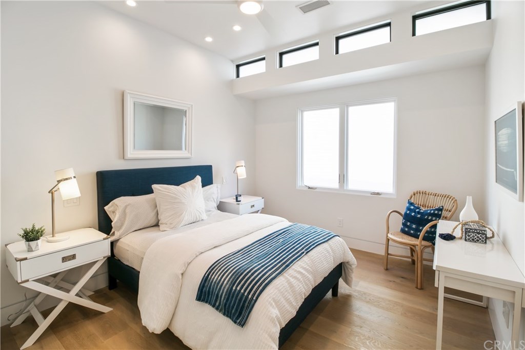 2120 The Strand Hermosa Beach, CA 90254 - Photo 41 of 51