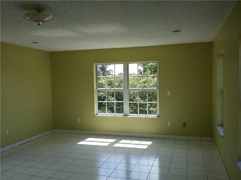 2701 Southwest 79th Avenue Miami, FL 33155 - Photo 17 of 21