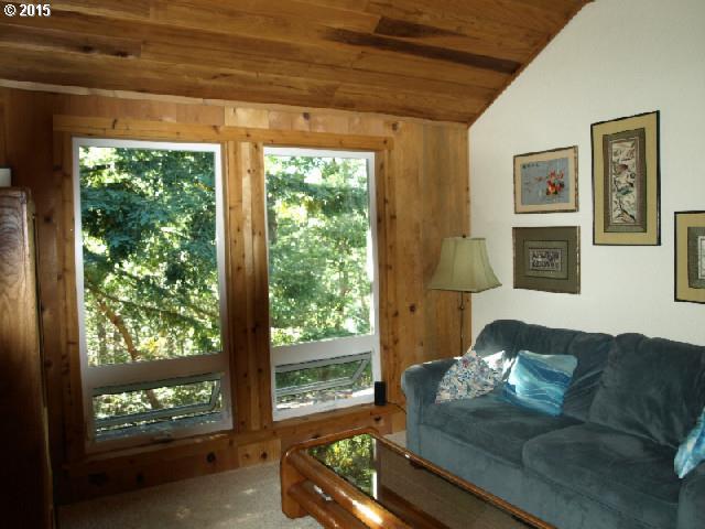 22514 Carpenterville Road Brookings, OR 97415 - Photo 4 of 14