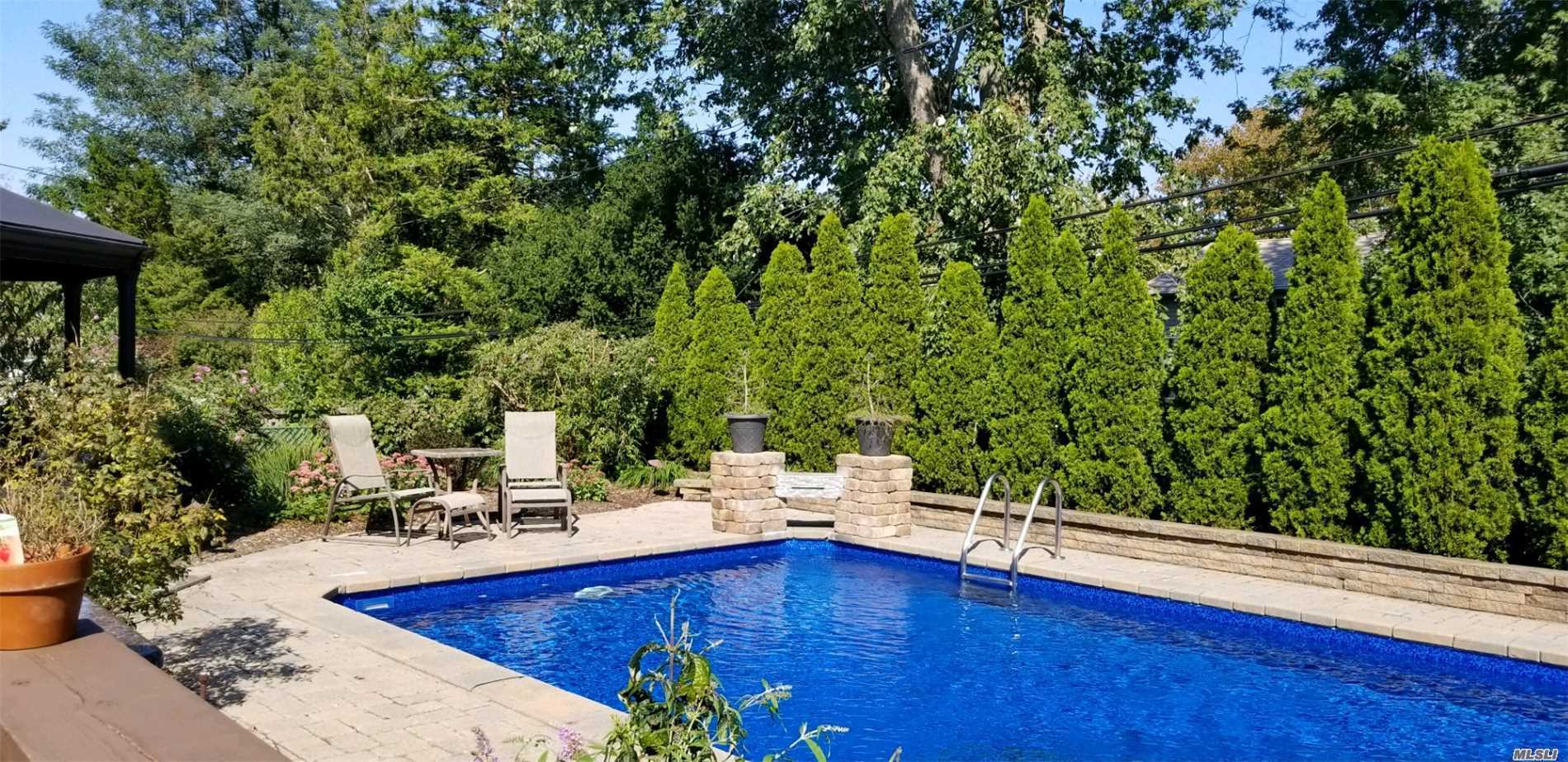 37 Sioux Drive Commack, NY 11725 - Photo 20 of 20