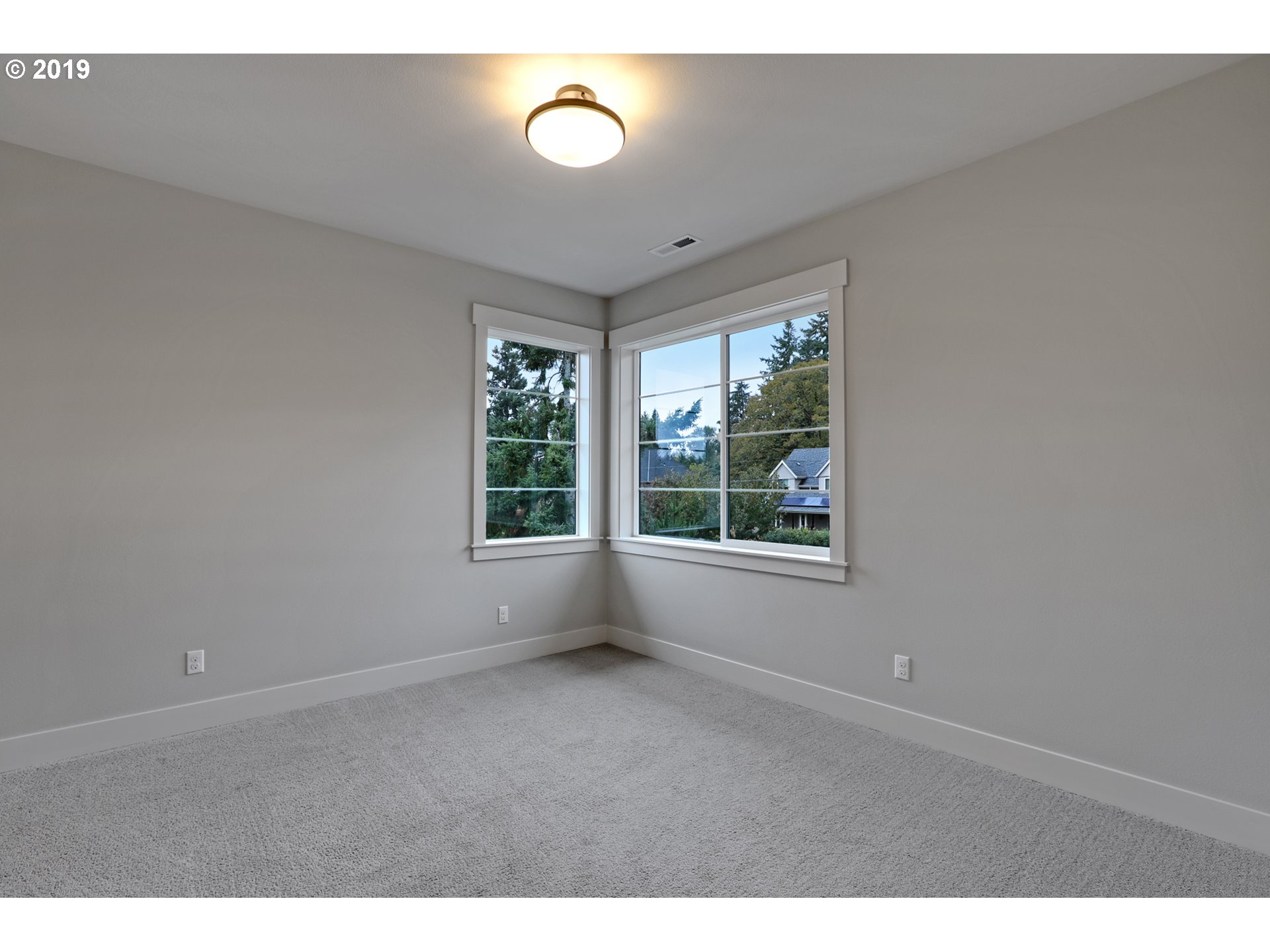 9680 Southwest Morrison Street Portland, OR 97225 - Photo 21 of 30 Gallery Image 21