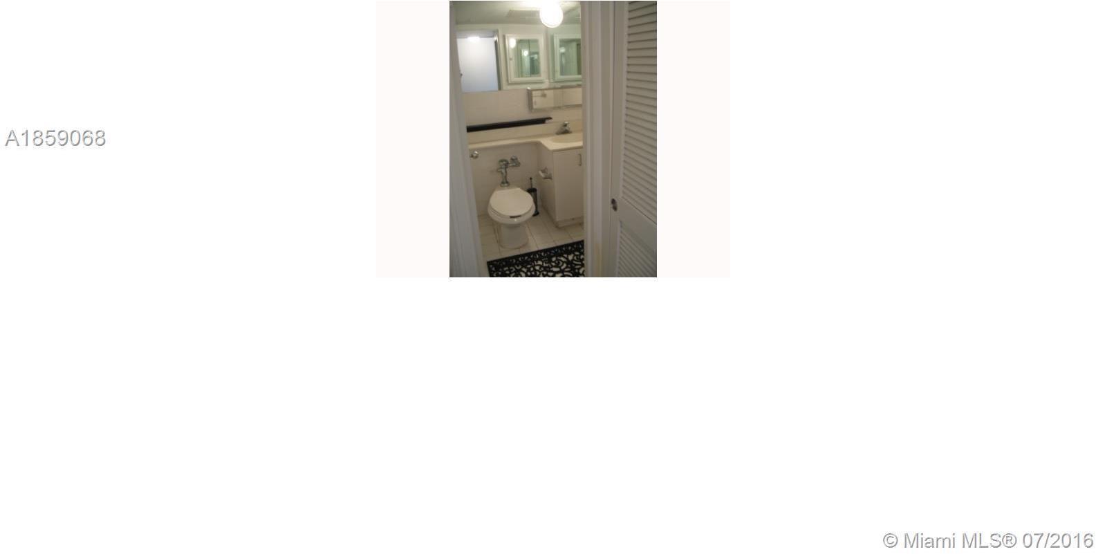 1500 Bay Road, Unit 252S Miami Beach, FL 33139 - Photo 10 of 13