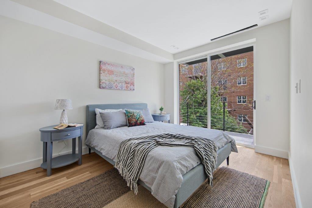 165 Taaffe Place, Unit 3 Brooklyn, NY 11205 - Photo 9 of 10