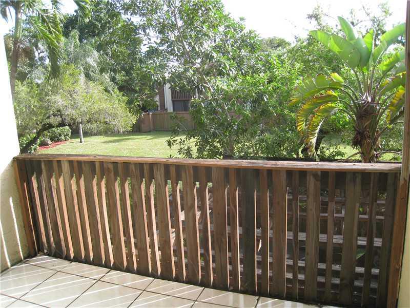 7039 Southwest 115th Place, Unit C27 Miami, FL 33173 - Photo 2 of 9